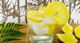 Woda z cytryną - właściwości 