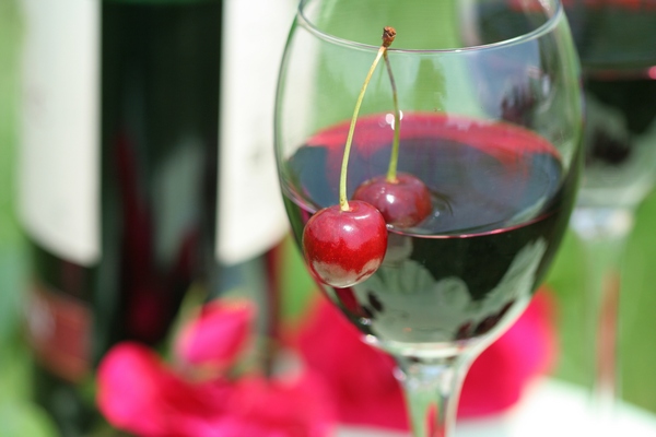 Wino z czereśni